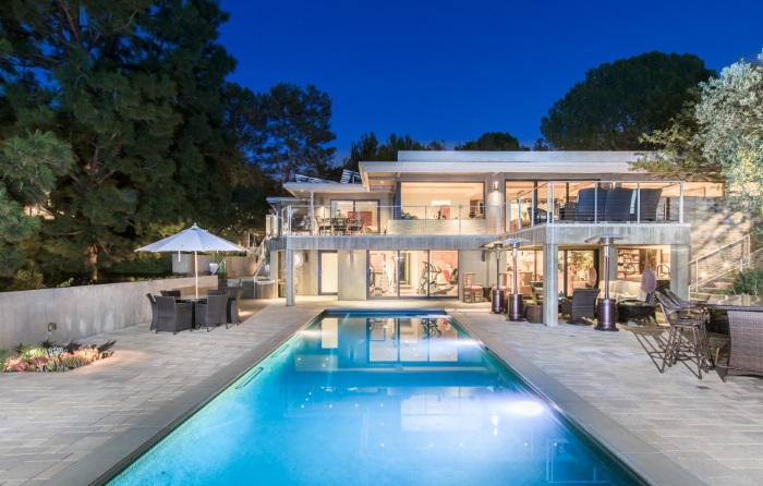 Swimming pool in Jane Fonda's house