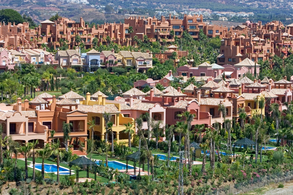 apartments and townhouses in Andalucia