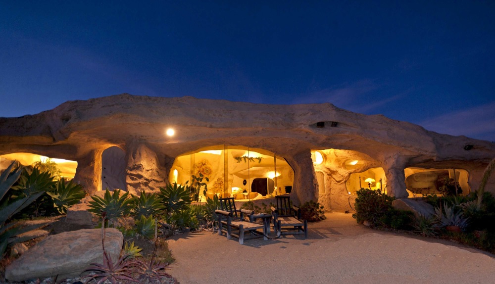 Flintstone home, Malibu